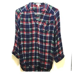 Market & Spruce Plaid top